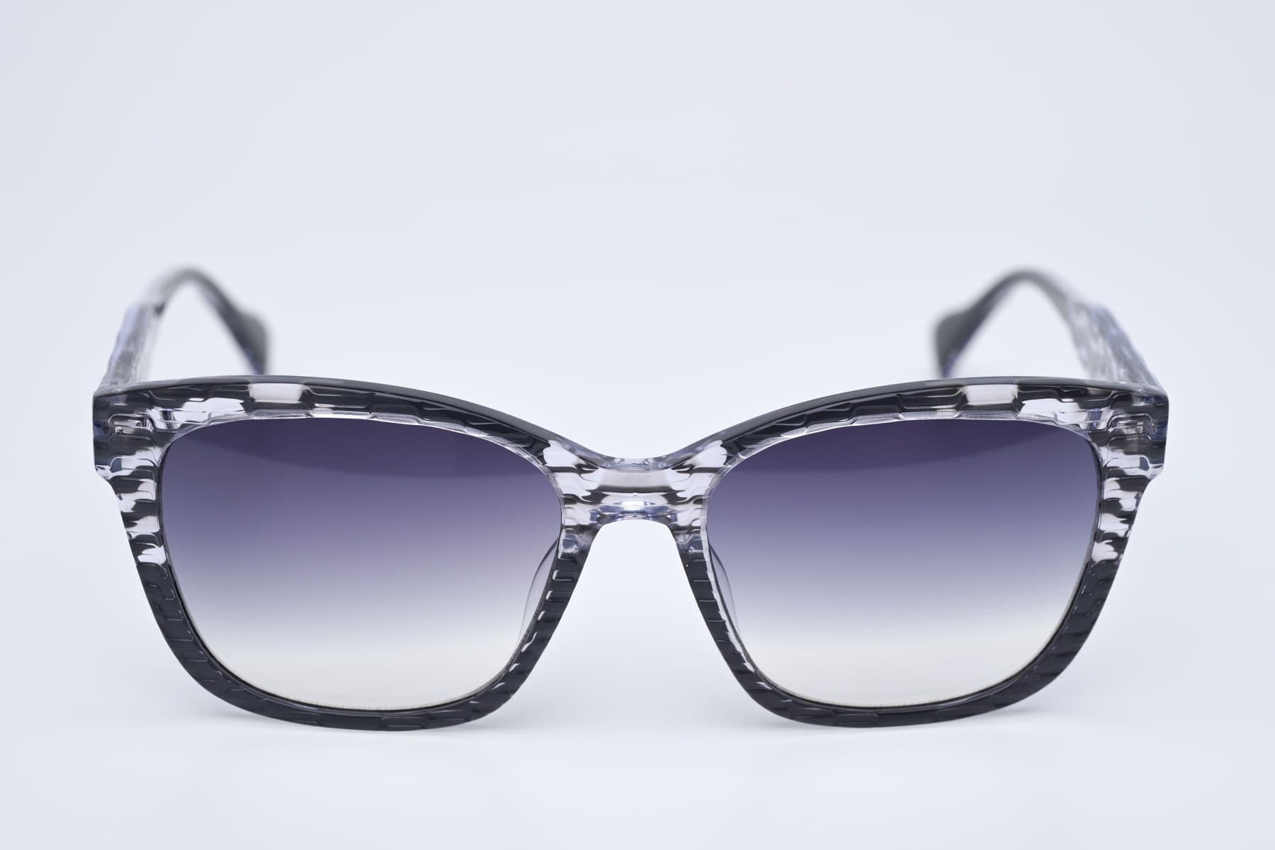Acetate — Italian raw stock, multi-layer build.
