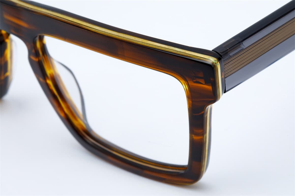 CIC frame — metal inlay detail